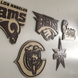 Escudo NFL en madera